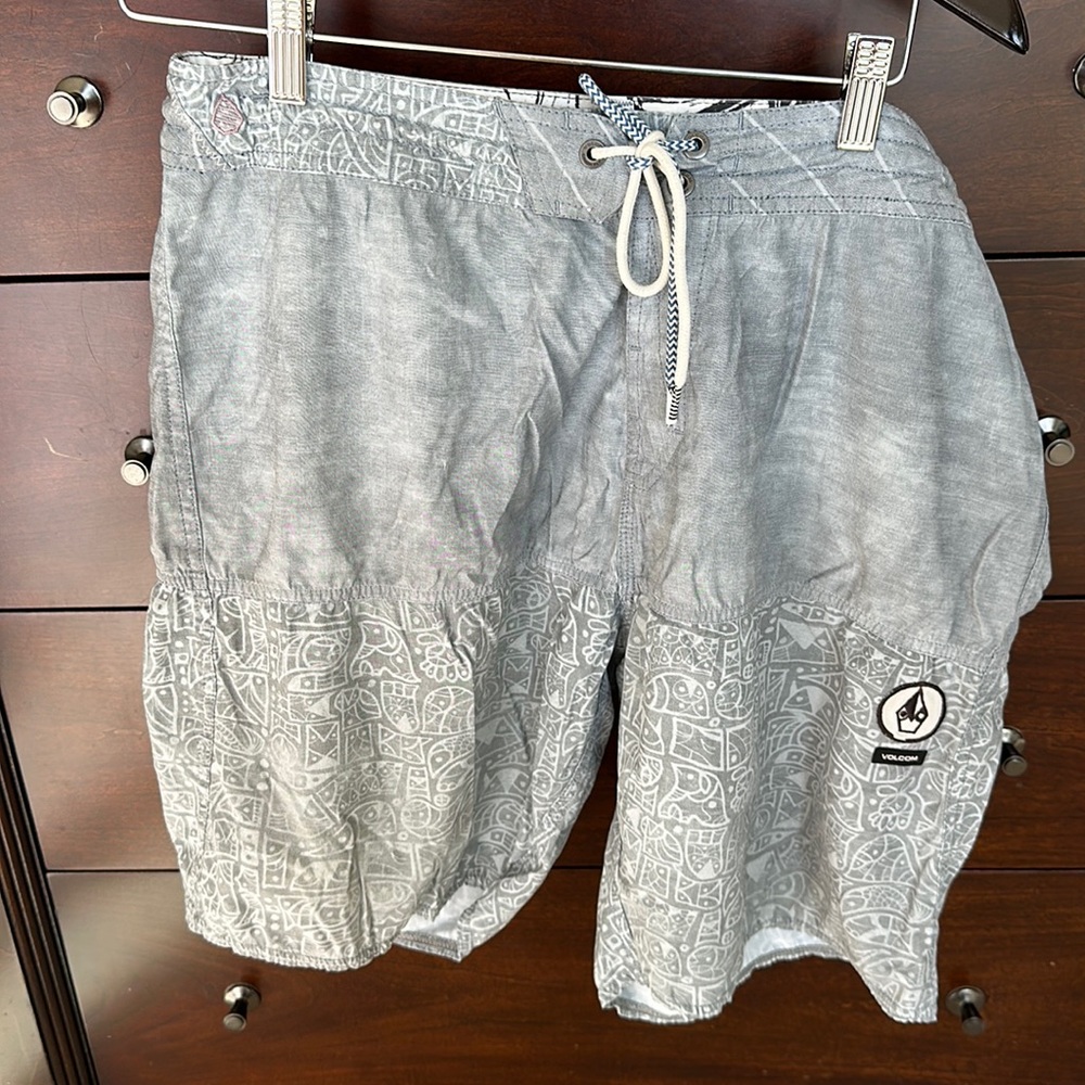 Volcom Board Shorts. Size 33. No stains.